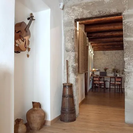 Il Borgo * Casteldelci